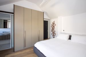 Photo 18- click for photo gallery